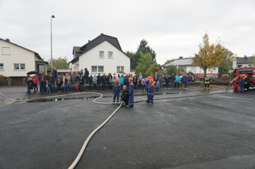 Jugendfeuerwehr Vorführung